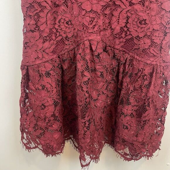NWT Lulu's Divine Nights Burgundy Lace Strapless Midi Mermaid Dress Size M - Picture 9 of 10